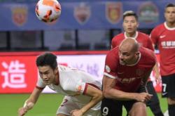 足球直播在线观看免费-山东鲁能客场挑战上海绿地申花，争夺关键三分的简单介绍