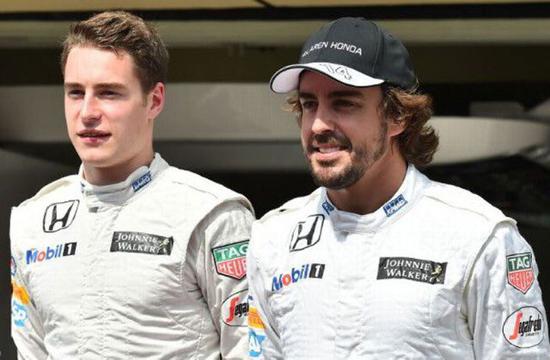 红牛二队鏖战哈斯车队,佩雷兹带队取胜 红牛二队鏖战哈斯车队,佩雷兹带队取胜